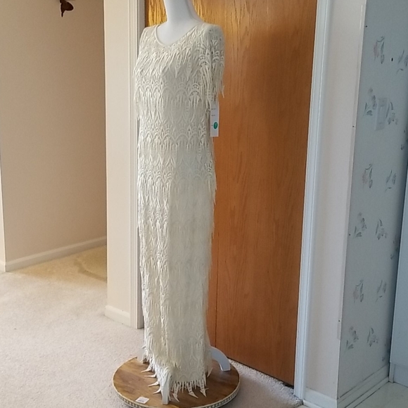 CATTIVA NWT Beautiful Special Occasion Gown Ivory  10 - Picture 2 of 14